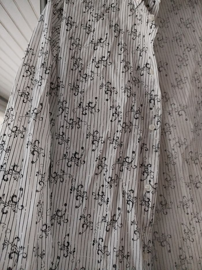 Chemise homme cintrée 43/44 neuve - photo numéro 2