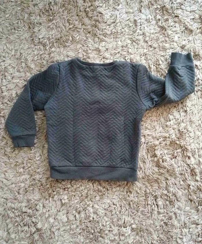 Pull rock 6 ans - photo numéro 3