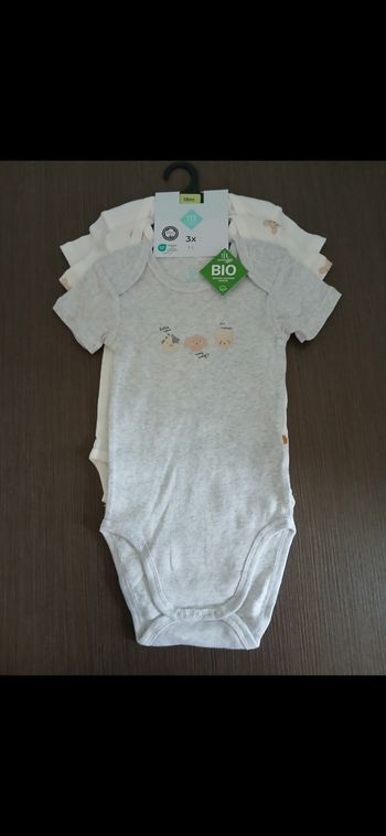 Lot 3 bodies manches courtes garçon tex baby 81 cm 18 mois