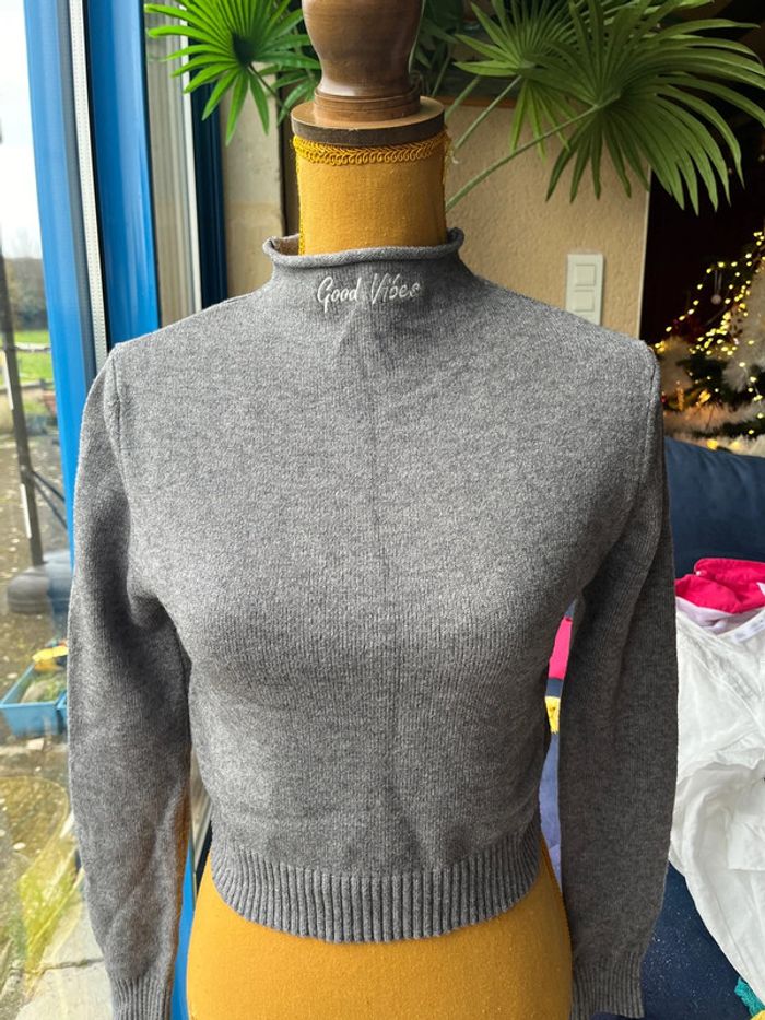 pull gris jennyfer