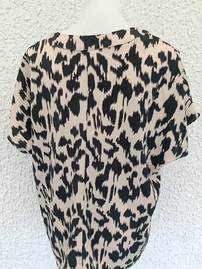 Blouse manches courtes motif animal Shein curve taille XL - photo numéro 2