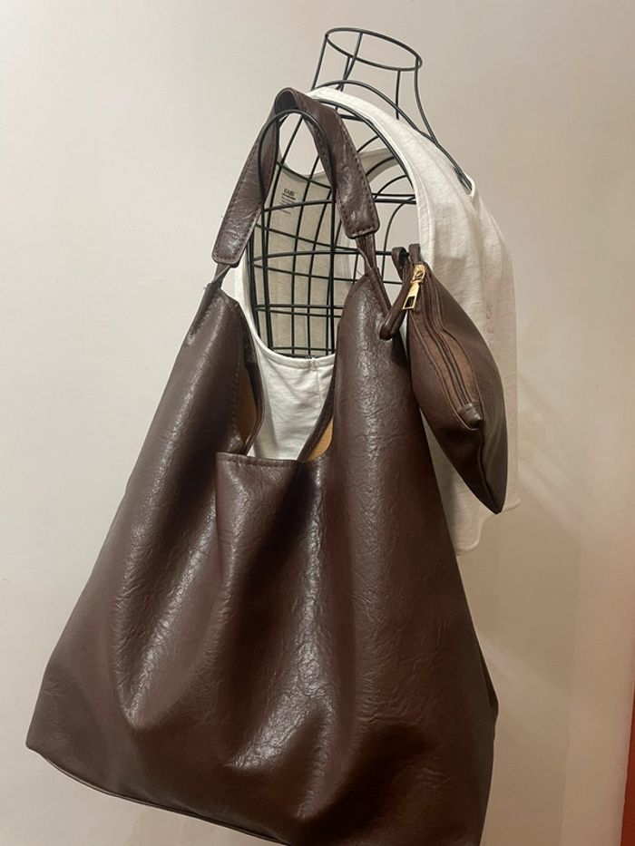 Sac fourre-tout vintage marron foncé en similicuir - photo numéro 3