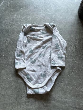 Bodie manche longue c&a 68 cm