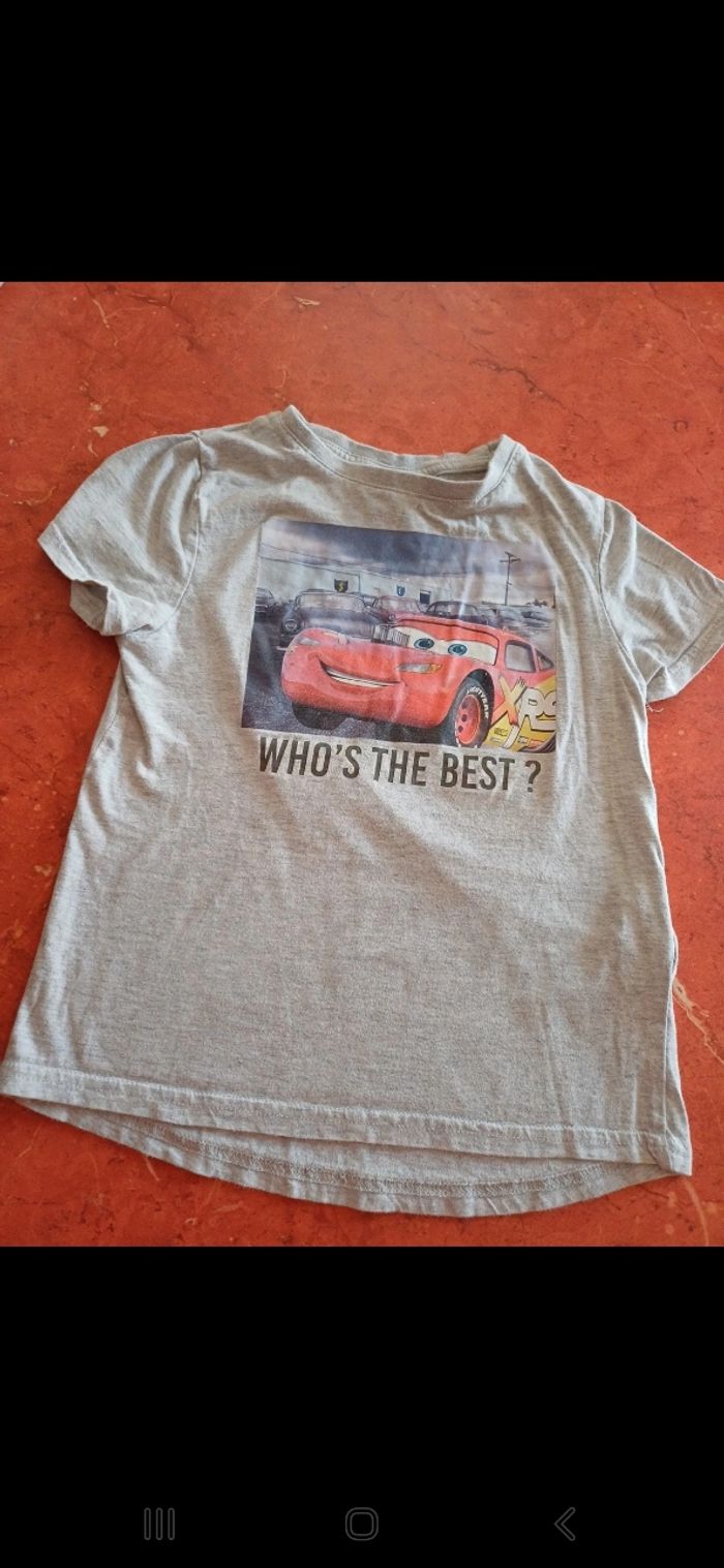 T.shirt garçon taille 8 ans