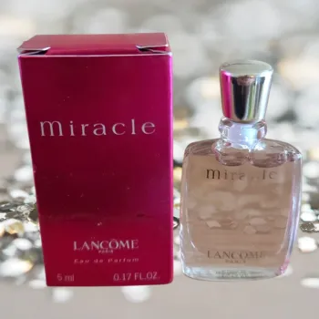 Miniature de parfum Neuve 🌸