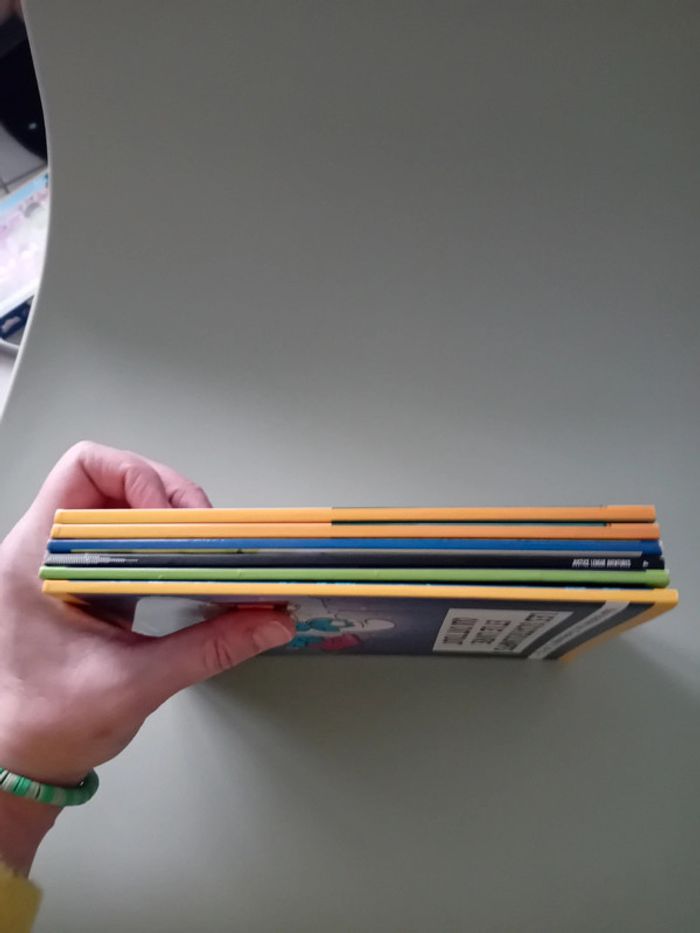 Lot de 6 petites bd souple tbe - photo numéro 11