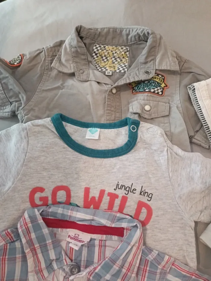 Lot de chemises et tee-shirts - photo numéro 5