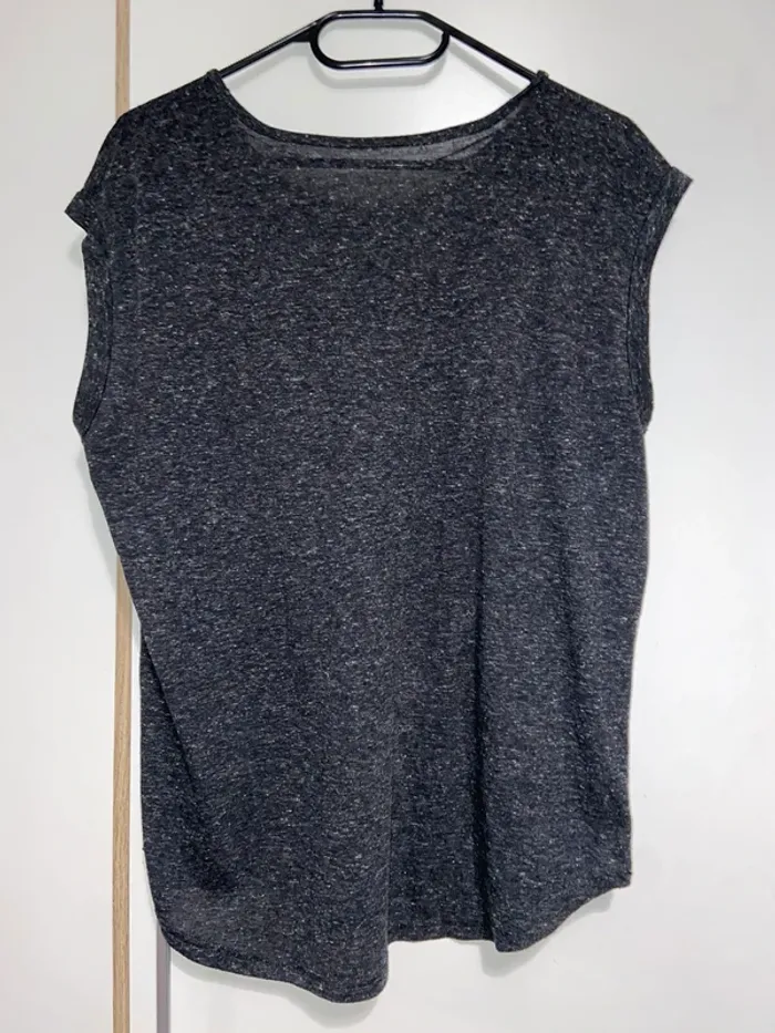 T-shirt gris détail doré - photo numéro 3