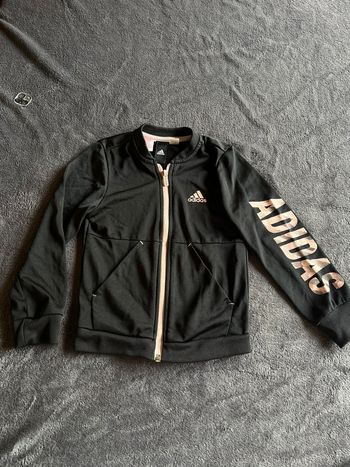 Veste adidas noir et rose 4/5ans