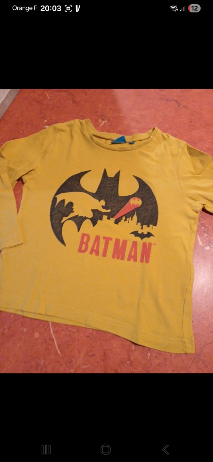 T.shirt garçon taille 4 ans