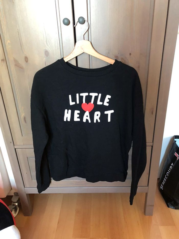 Pull noir