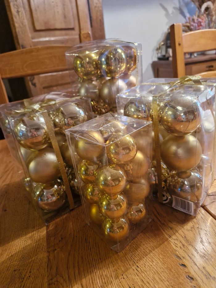 Boules de Noël dorées - photo numéro 2