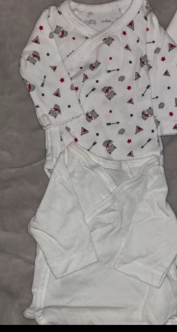 4 Bodies naissance - photo numéro 2