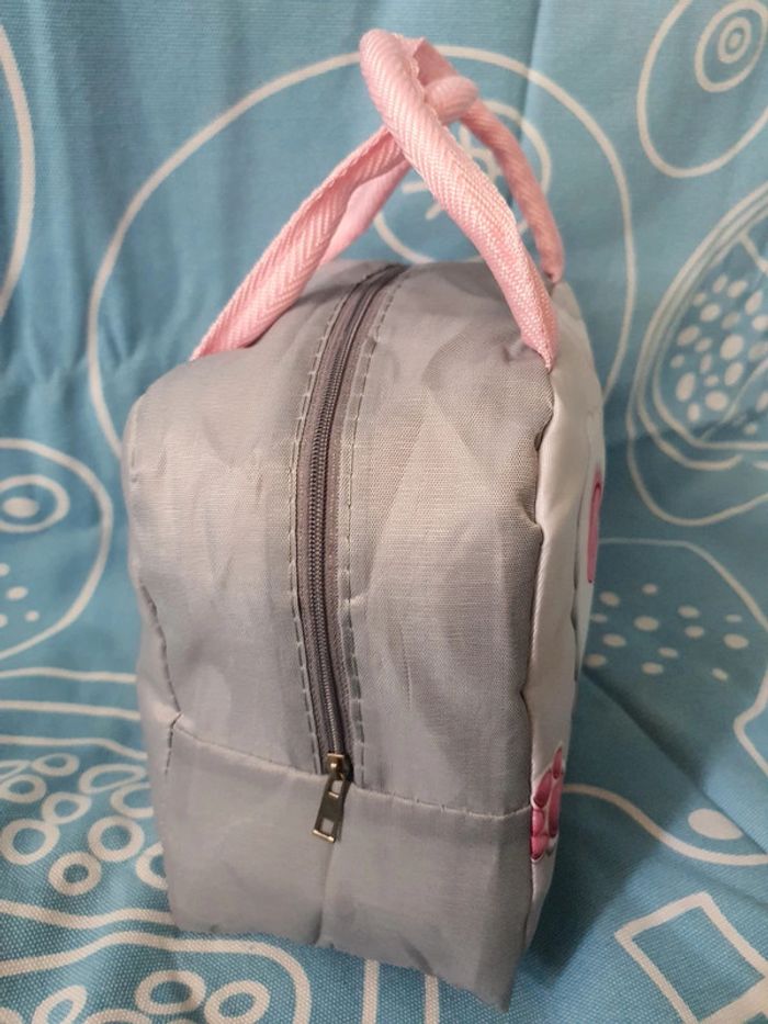 🐰 Sac À Lunch Gris avec une touche de Rose Kawaï 🐰 Isotherme avec Chat Mignon Neuf - photo numéro 8