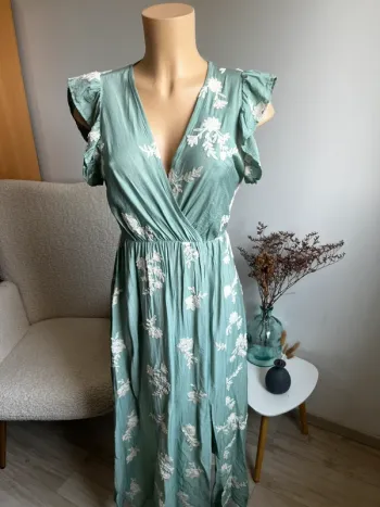 Superbe robe vert sauge taille S/M
