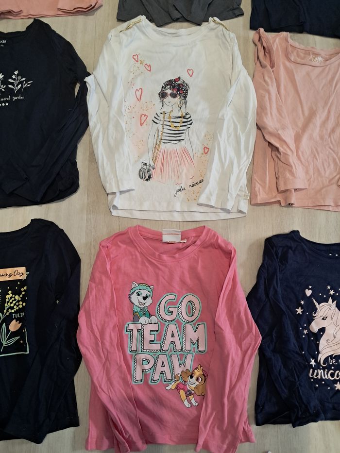 Lot de t shirts manches longues fille 6ans neufs - photo numéro 5