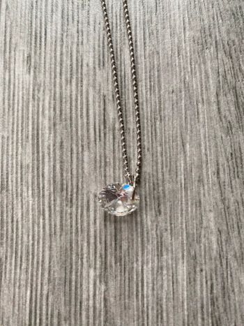 Collier avec perle diamant