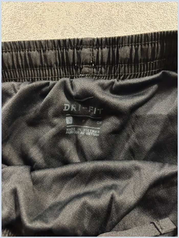 Short Nike Runnig Dri-Fit Noir et rose Taille S - photo numéro 6