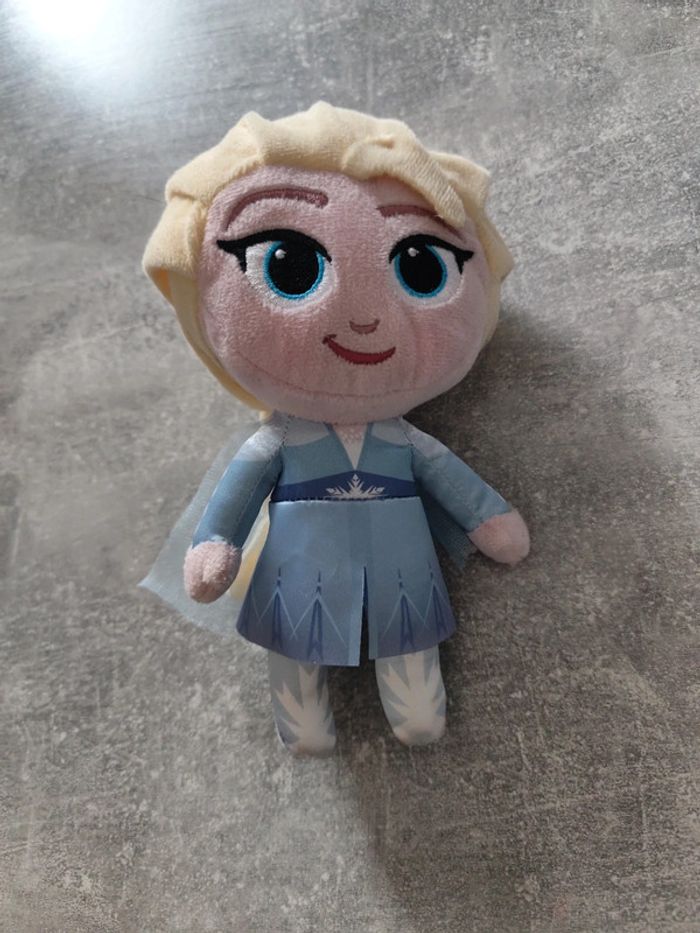 Peluche Disney reine des neiges