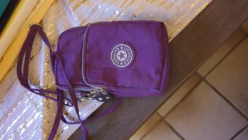 pochette téléphone portable