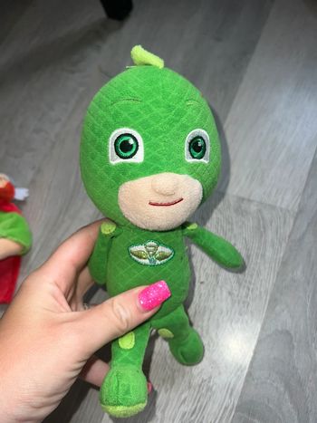 Peluche the pyjamasks glu glu Environ 20 cm