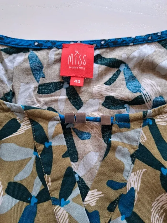 Robe Miss Captain T 40 en parfait état - photo numéro 6