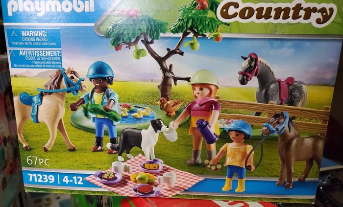 Playmobil 71239 Country - Cavaliers, chevaux et pique-nique.