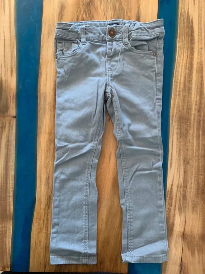 Jean Slim kiabi taille 3 ans
