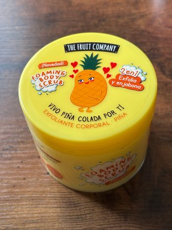 Savons exfoliant corps 2 en 1 vegan gourmand  à l'ananas