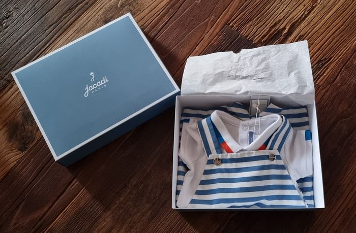 Ensemble Jacadi neuf - photo numéro 2