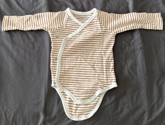 7 bodys taille 6 mois - photo numéro 7