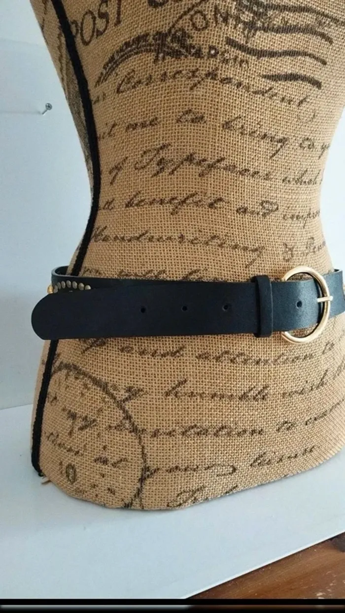 Ceinture noire clous doré effet pierres orange - photo numéro 3