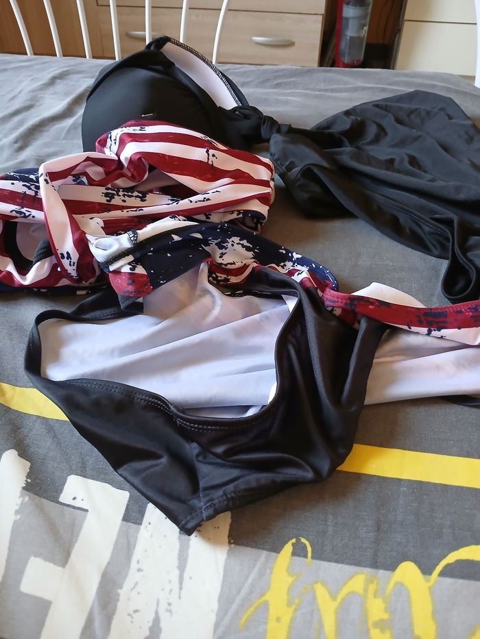 Lot de maillot de bain