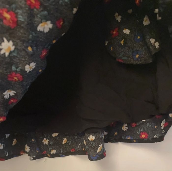 Jupe courte - photo numéro 3