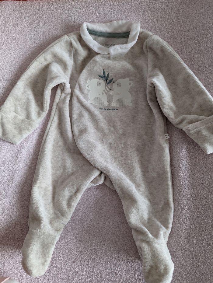 Pyjamas - photo numéro 2