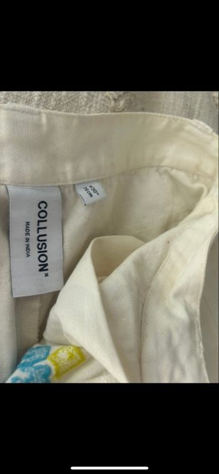 Pantalon blanc collusion avec écriture à l’avant colorée - photo numéro 5