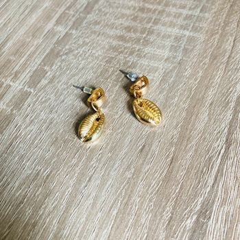Boucles d’oreilles coquillages | doré 🌸