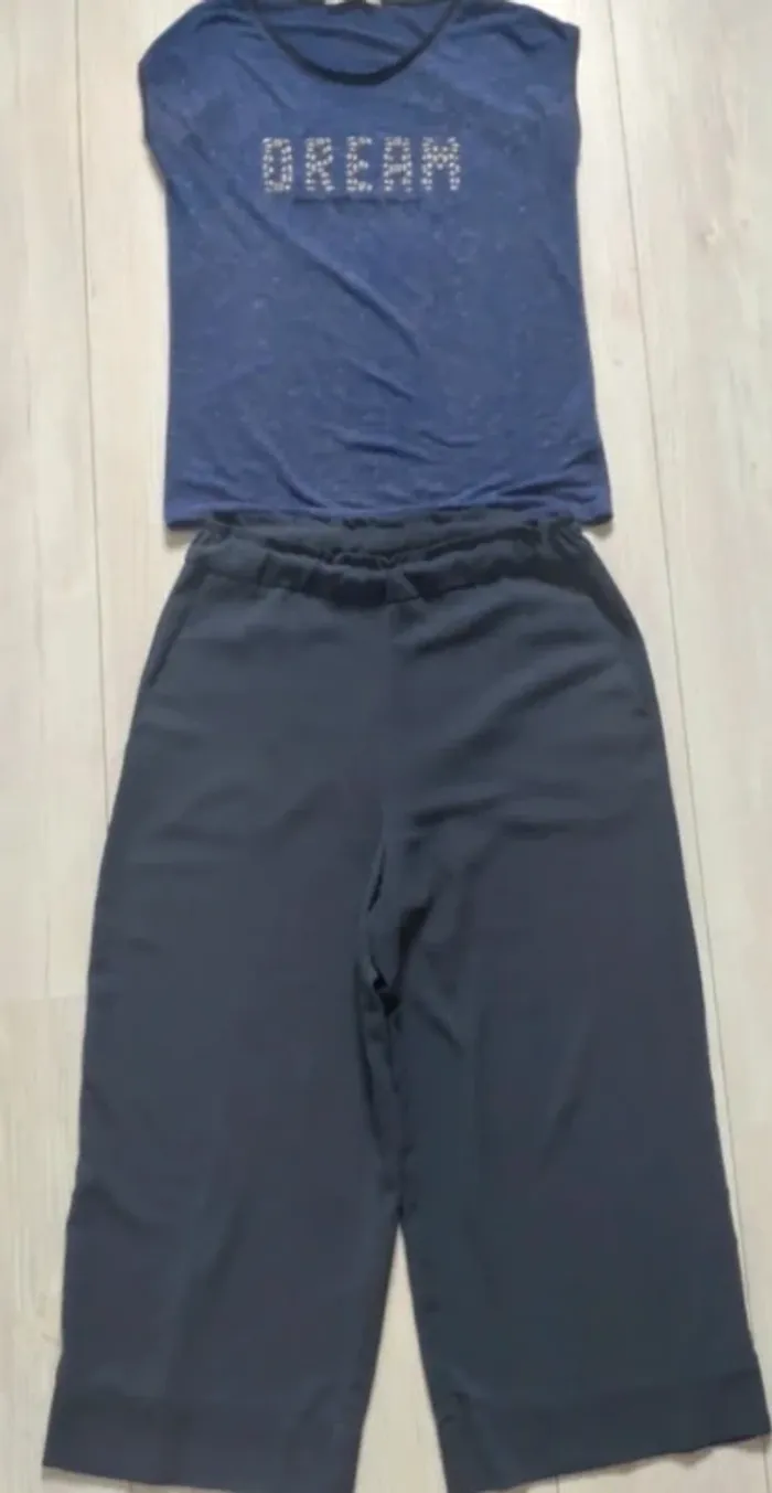Pantalon fluide large bleu marine femme taille 40 + donne un t-shirt bleu "Dream"