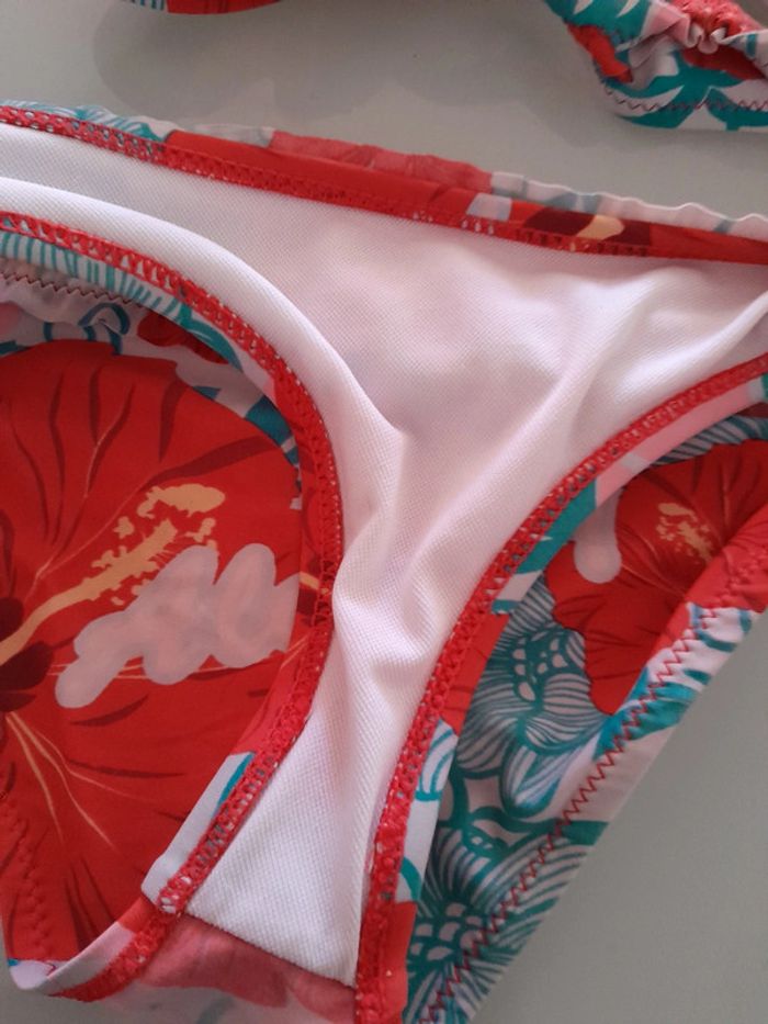 Maillot de bain 2 pièce 6/8 ans - photo numéro 2