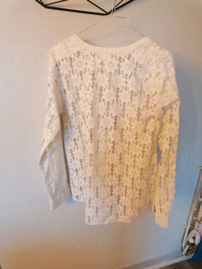 Tee shirt fleuri - photo numéro 5