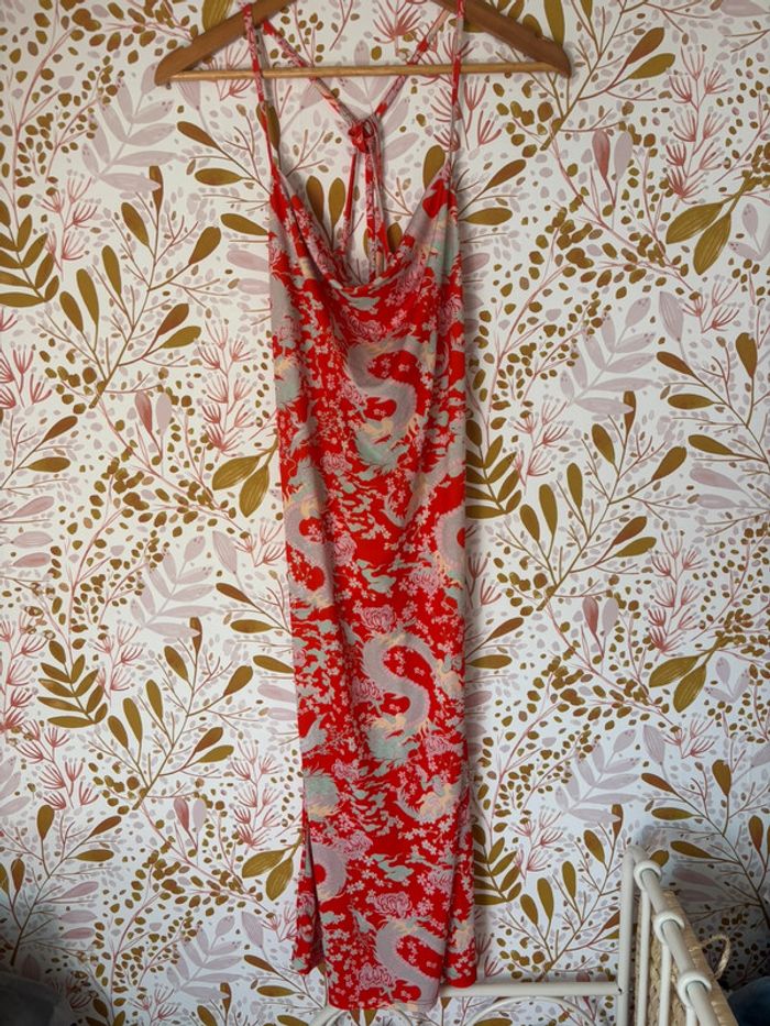 Robe moulante dos nue bershka