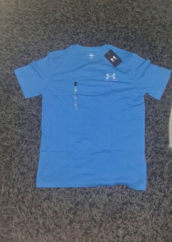 T-shirt under armour bleu taille M