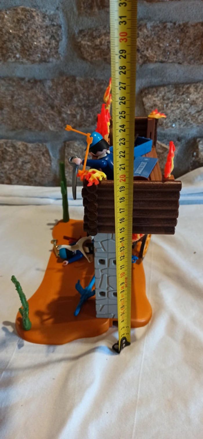 Entrée de fort avec nordistes attaqués playmobil - photo numéro 13