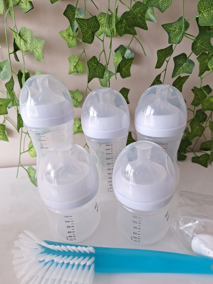Lot de biberons Philips Avent + goupillon + tétine - photo numéro 4