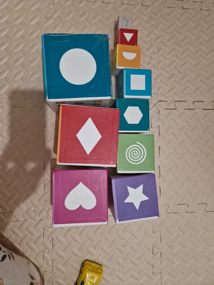 Cubes à empiler carton très bon état Jeux 2 Mômes - photo numéro 5