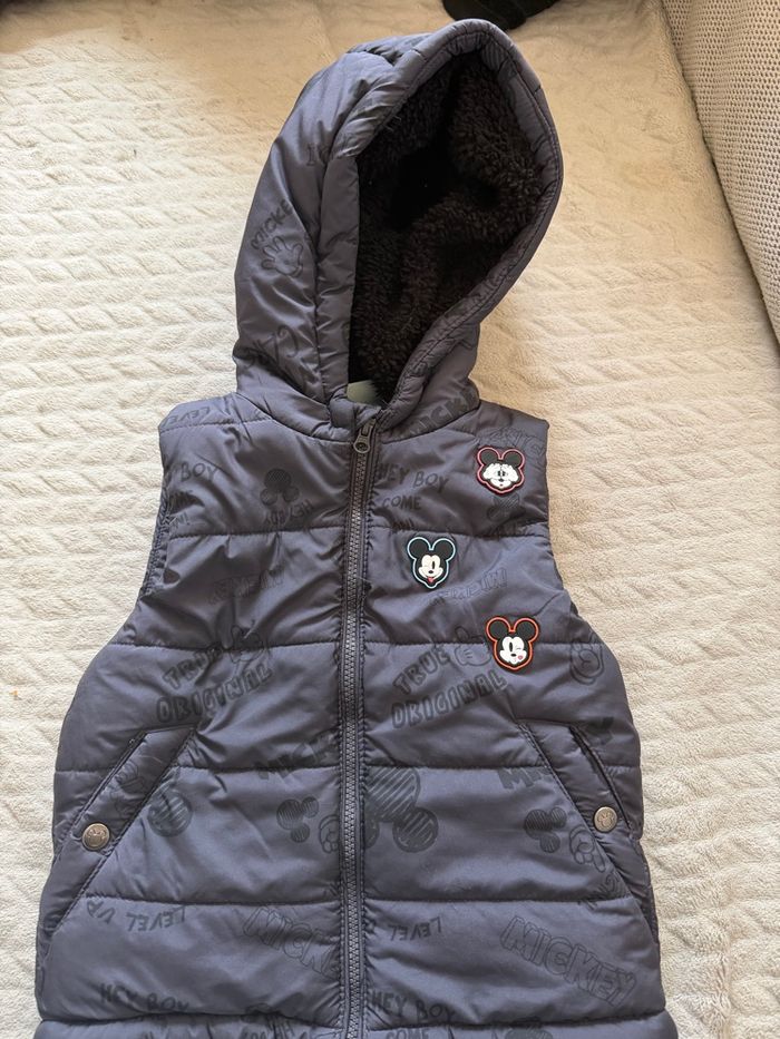 Doudoune sans manche Mickey