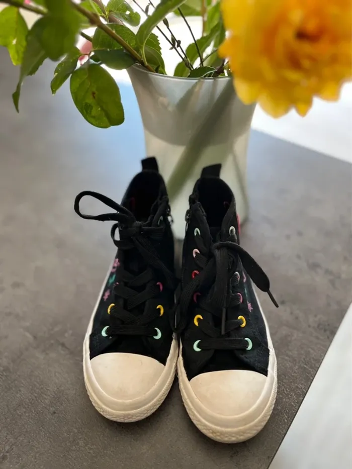 Baskets montantes taille 31 - photo numéro 2
