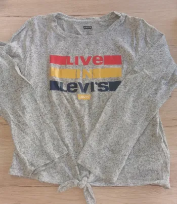 Pull fille levi s taille 14 ans
