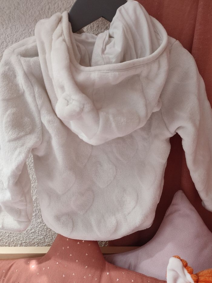 Veste polaire avec capuche - Motif cœur - Crème - 24 mois - Très bon état - Kimbaloo - photo numéro 4