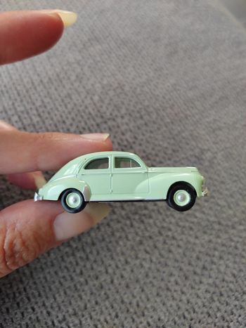 Modèle réduit Peugeot drummer P230